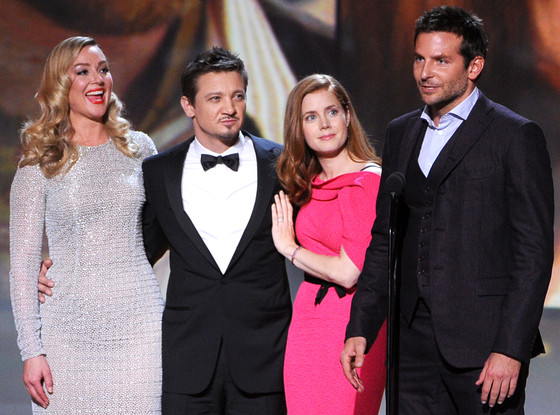 Elisabeth Rohm, Jeremy Renner, Amy Adams, Bradley Cooper, American Hustle Elisabeth Rohm, Jeremy Renner, Amy Adams, Bradley Cooper, American Hustle